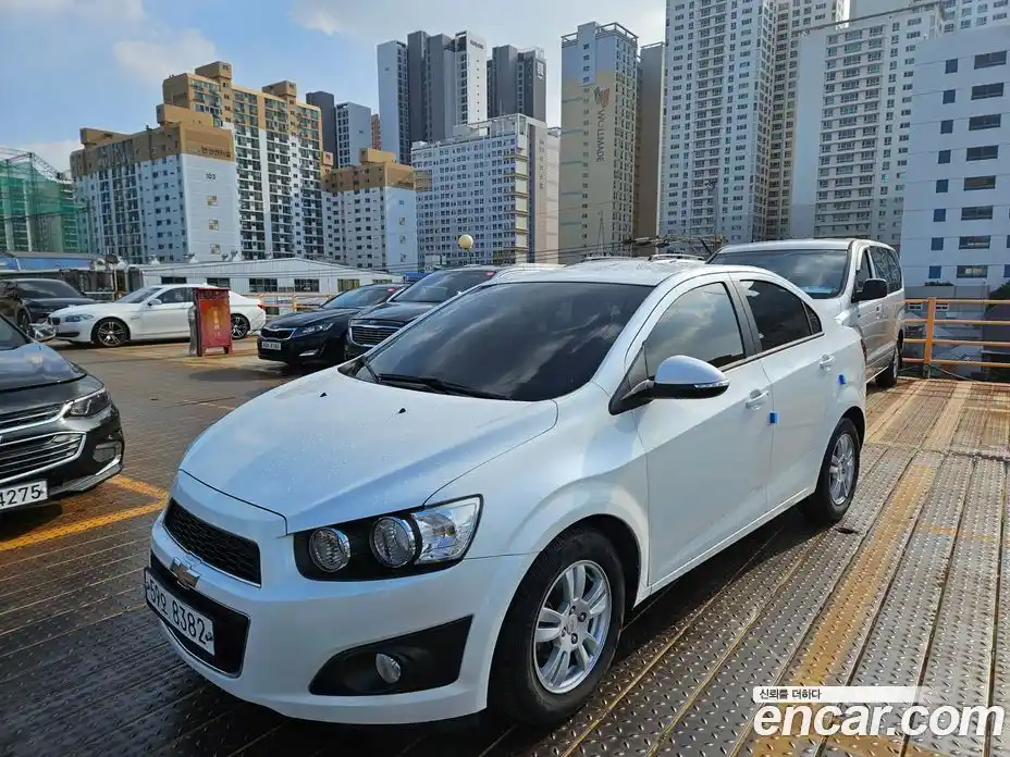 Chevrolet Aveo 2014 1.6 Автомат в Москве № 38286, фото 8