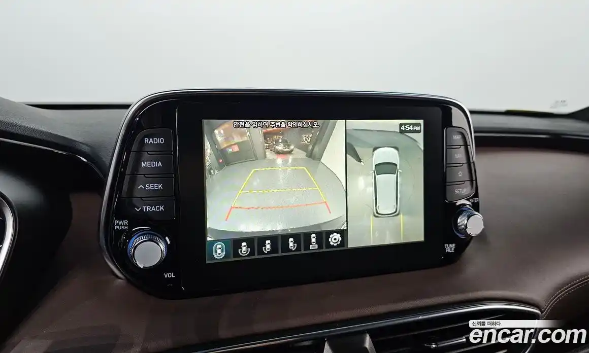 Hyundai Santa Fe 2020 2.0 Автомат в Москве № 399651, фото 16