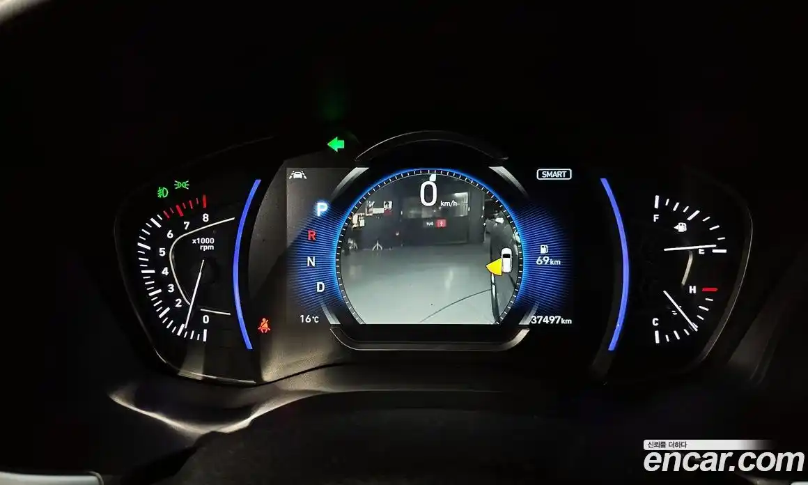 Hyundai Santa Fe 2020 2.0 Автомат в Москве № 399651, фото 8