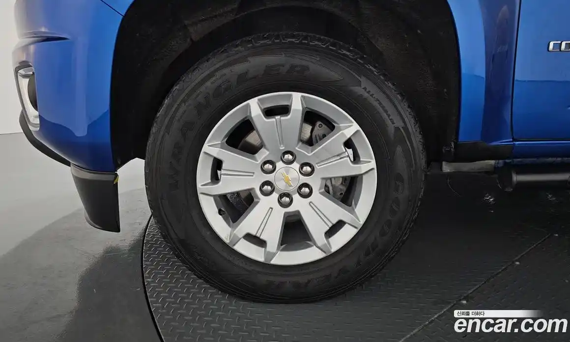 Chevrolet Colorado 2020 3.6 Автомат в Москве № 40020, фото 12