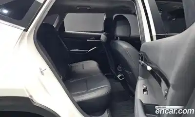 Kia Seltos 2023 2.0 Автомат в Москве № 402568, миниатюра 12