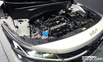 Kia Seltos 2023 2.0 Автомат в Москве № 402568, миниатюра 6