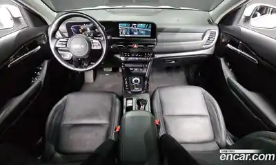 Kia Seltos 2023 2.0 Автомат в Москве № 402568, миниатюра 7