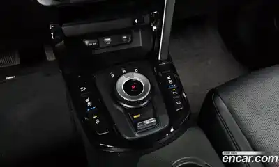 Kia Seltos 2023 2.0 Автомат в Москве № 402568, миниатюра 9