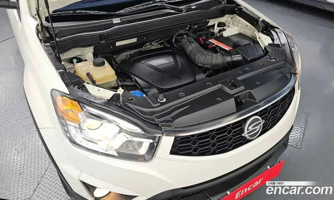 SsangYong Korando 2015 2.0 Автомат в Москве № 409072, фото 6