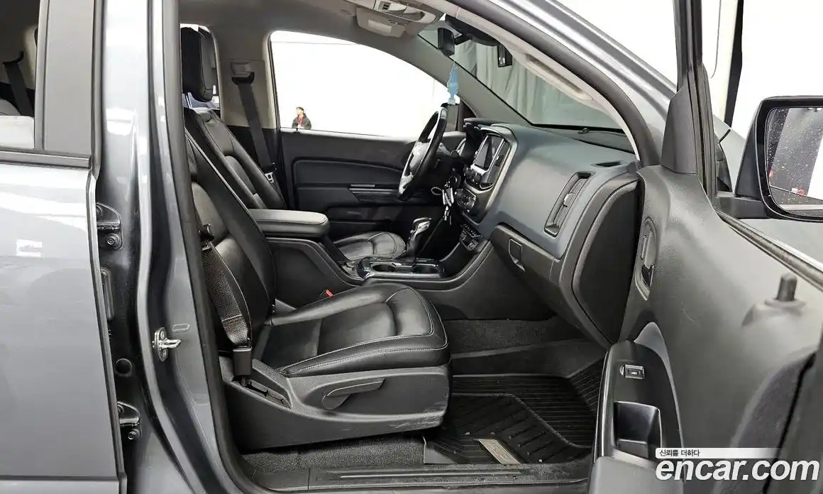 Chevrolet Colorado 2022 3.6 Автомат в Москве № 411029, фото 11