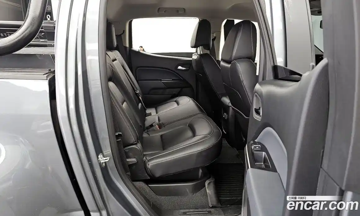 Chevrolet Colorado 2022 3.6 Автомат в Москве № 411029, фото 12