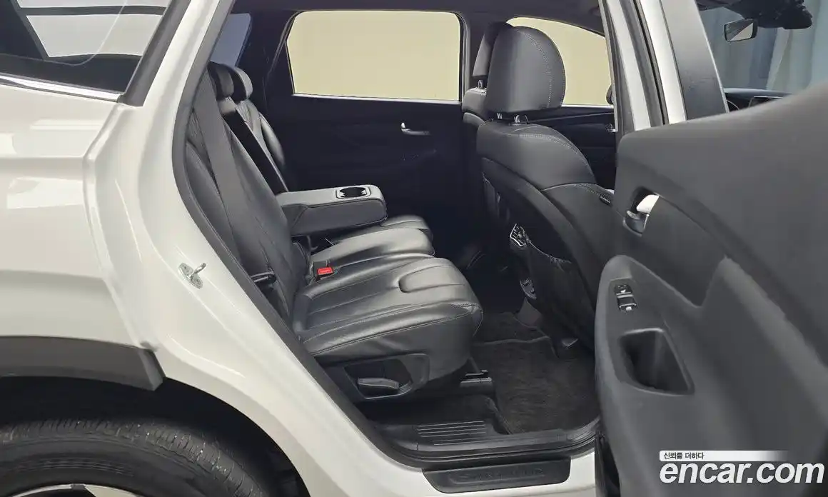 Hyundai Santa Fe 2021 2.2 Автомат в Москве № 450113, фото 12