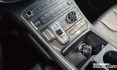 Hyundai Santa Fe 2021 2.2 Автомат в Москве № 450113, миниатюра 9