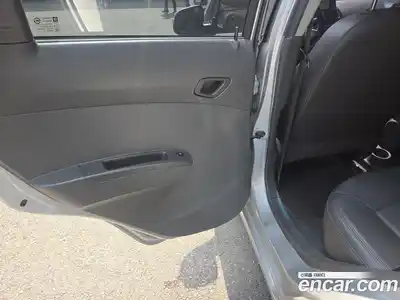 Chevrolet Spark 2014 1.0 Автомат в Москве № 461044, миниатюра 9