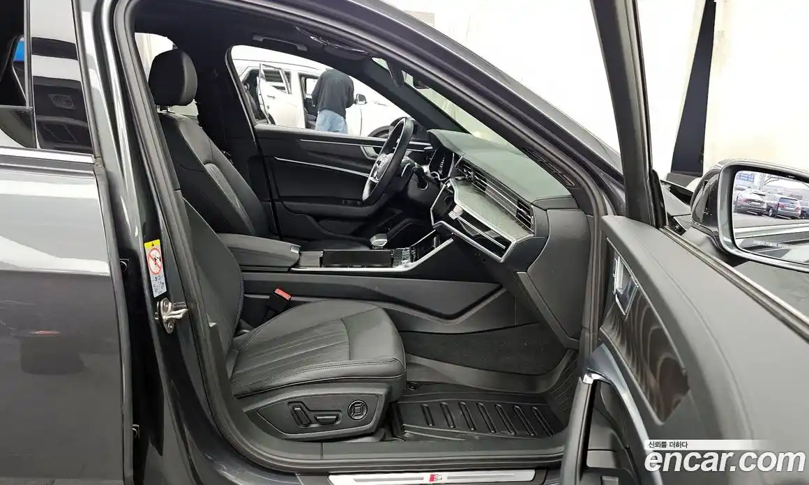 Audi A6 2022 2.0 Автомат в Москве № 468663, фото 11