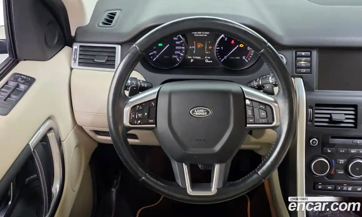 Land Rover Discovery Sport 2015 2.2 Автомат в Москве № 471402, фото 13