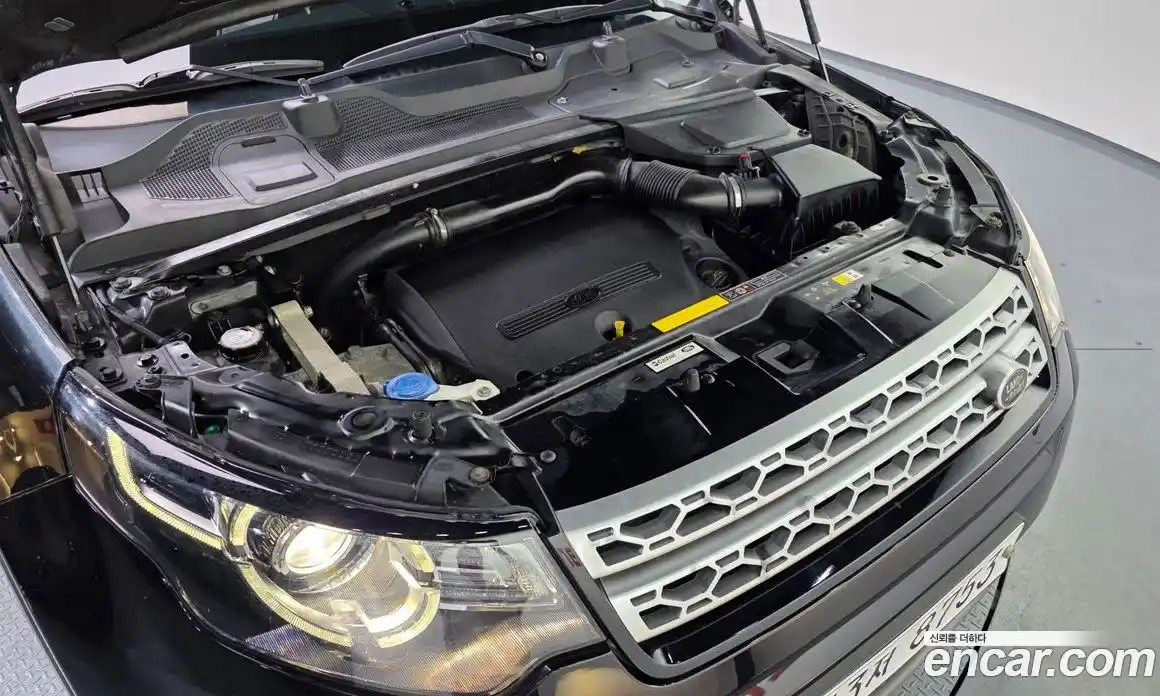 Land Rover Discovery Sport 2015 2.2 Автомат в Москве № 471402, фото 6