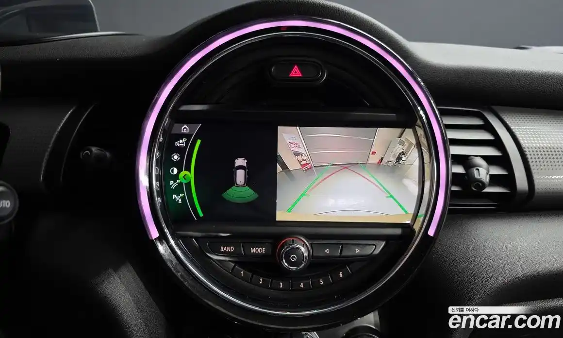 Mini Cooper 2021 1.5 Автомат в Москве № 471960, фото 14