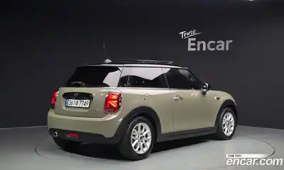 Mini Cooper 2021 1.5 Автомат в Москве № 471960, миниатюра 2