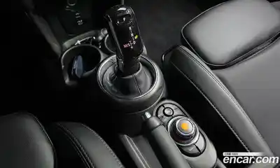 Mini Cooper 2021 1.5 Автомат в Москве № 471960, миниатюра 9