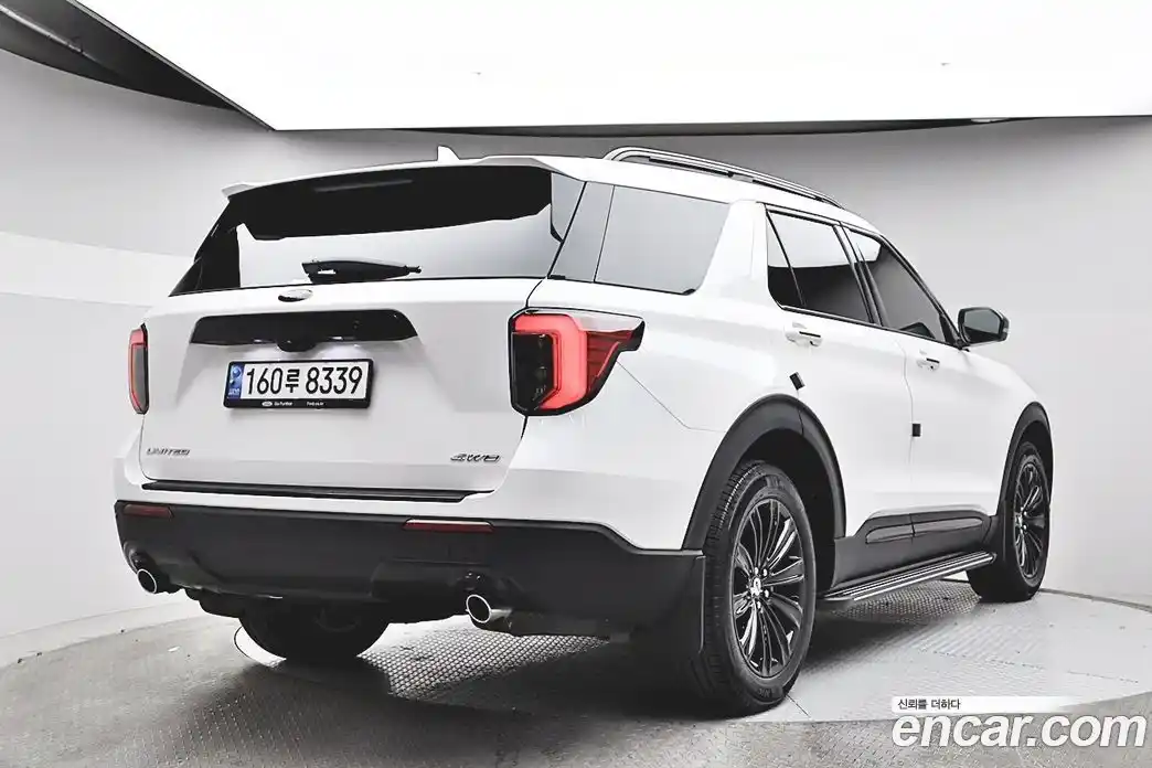 Ford Explorer 2022 2.3 Автомат в Москве № 473821, фото 4