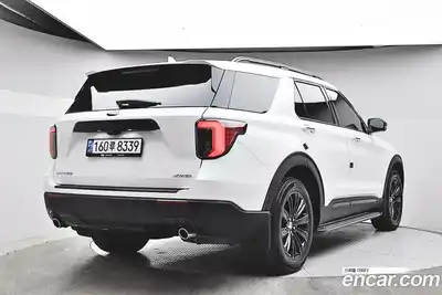 Ford Explorer 2022 2.3 Автомат в Москве № 473821, миниатюра 4