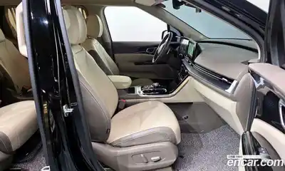 Kia Canival 2023 3.5 Автомат в Москве № 51019, миниатюра 11