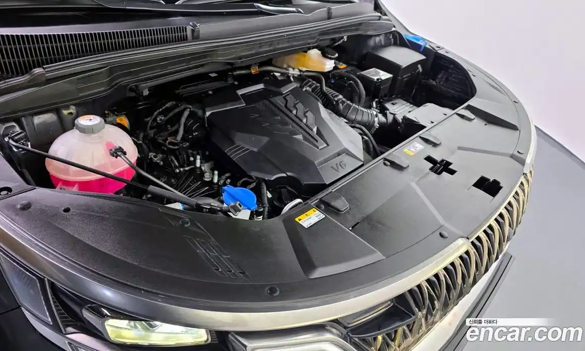 Kia Canival 2023 3.5 Автомат в Москве № 51019, фото 6