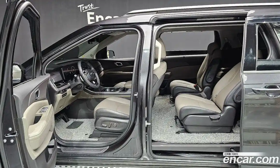 Kia Canival 2025 3.5 Автомат в Москве № 53337, фото 14