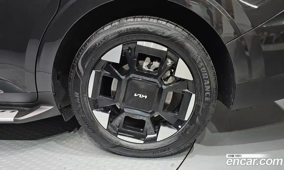 Kia Canival 2025 3.5 Автомат в Москве № 53337, фото 17