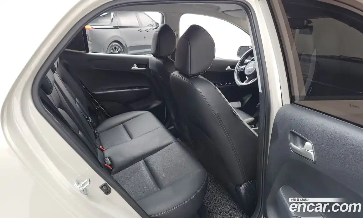 Kia Morning 2022 1.0 Автомат в Москве № 55672, фото 12