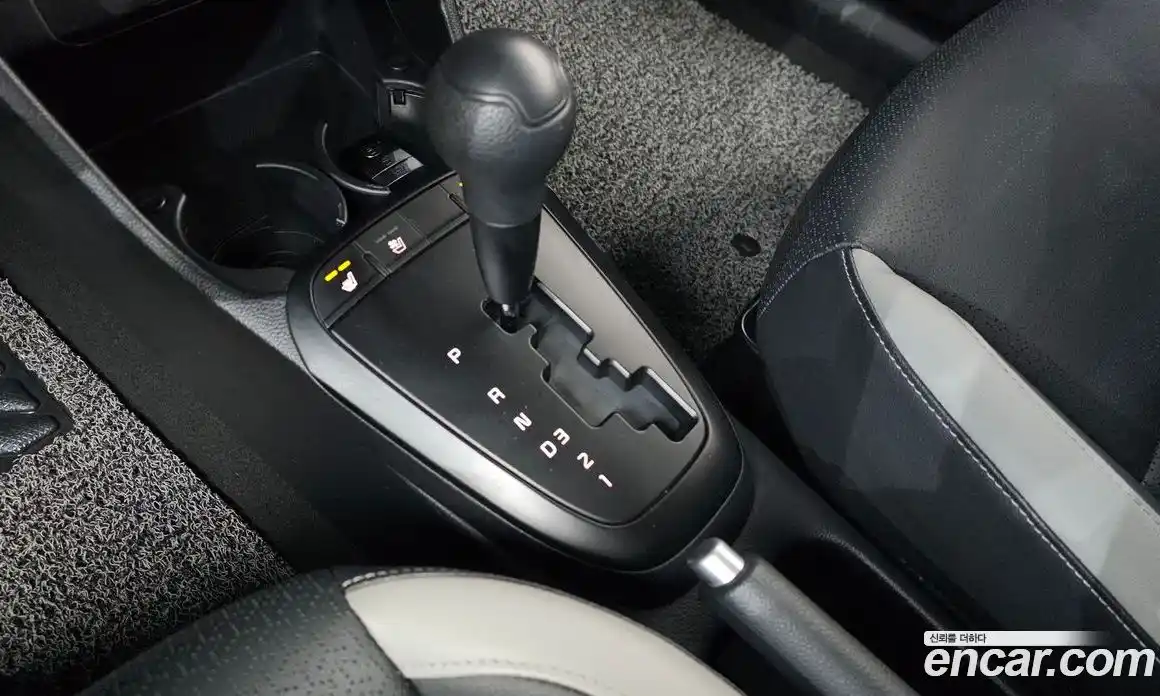 Kia Morning 2022 1.0 Автомат в Москве № 55672, фото 16