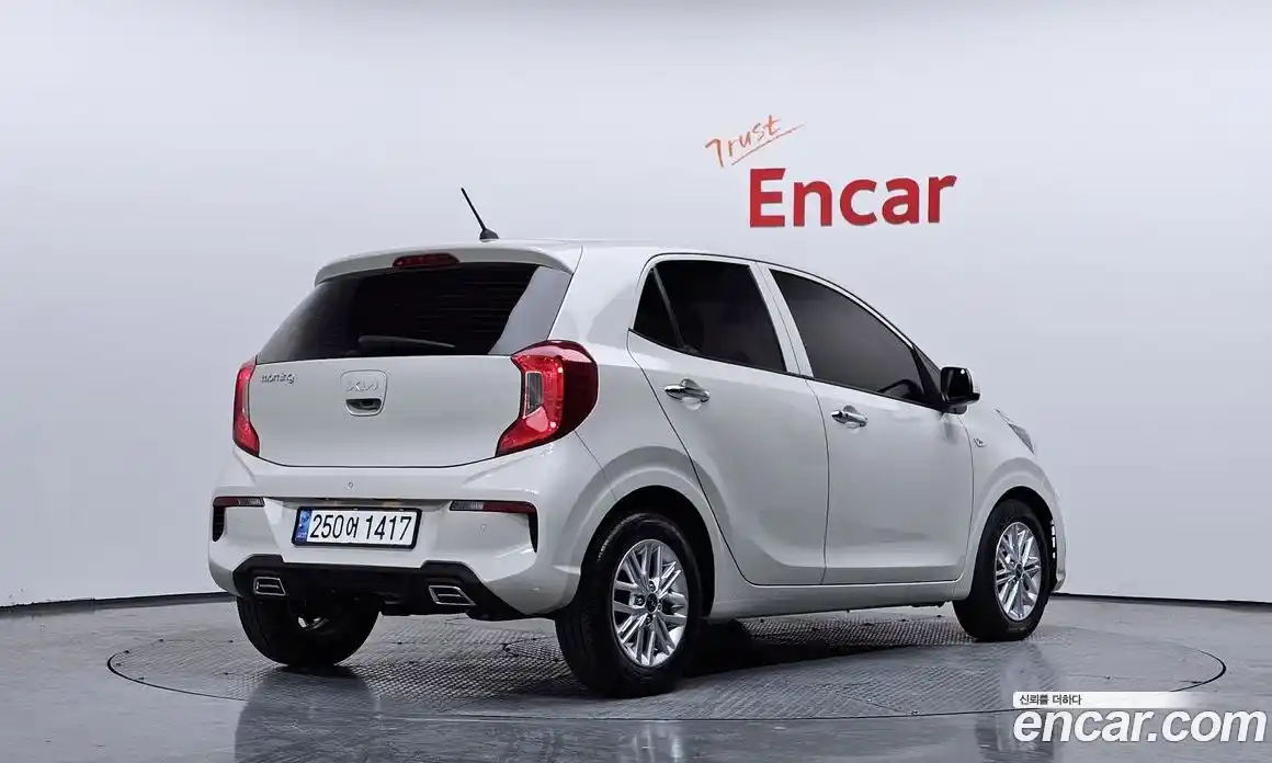 Kia Morning 2022 1.0 Автомат в Москве № 55672, фото 2