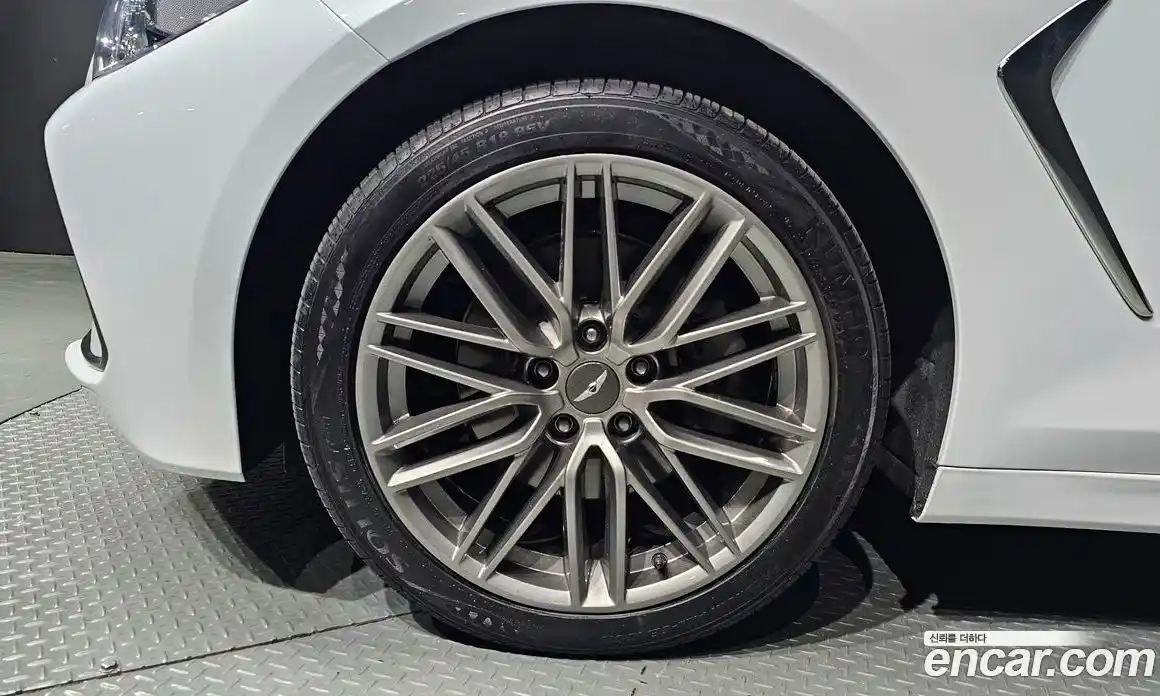 Genesis G70 2018 2.0 Автомат в Москве № 57156, фото 16