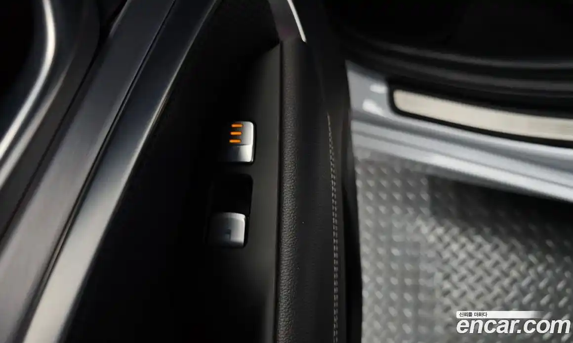 Genesis G70 2018 2.0 Автомат в Москве № 57156, фото 19