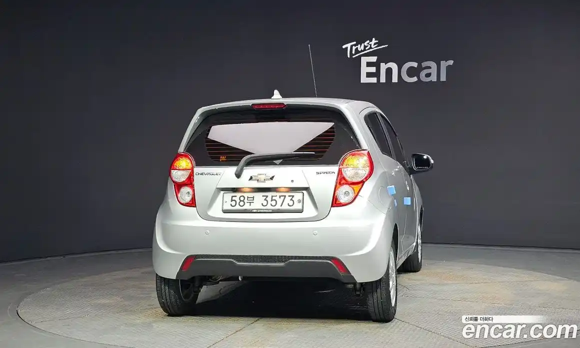 Chevrolet Spark 2015 1.0 Автомат в Москве № 63176, фото 4