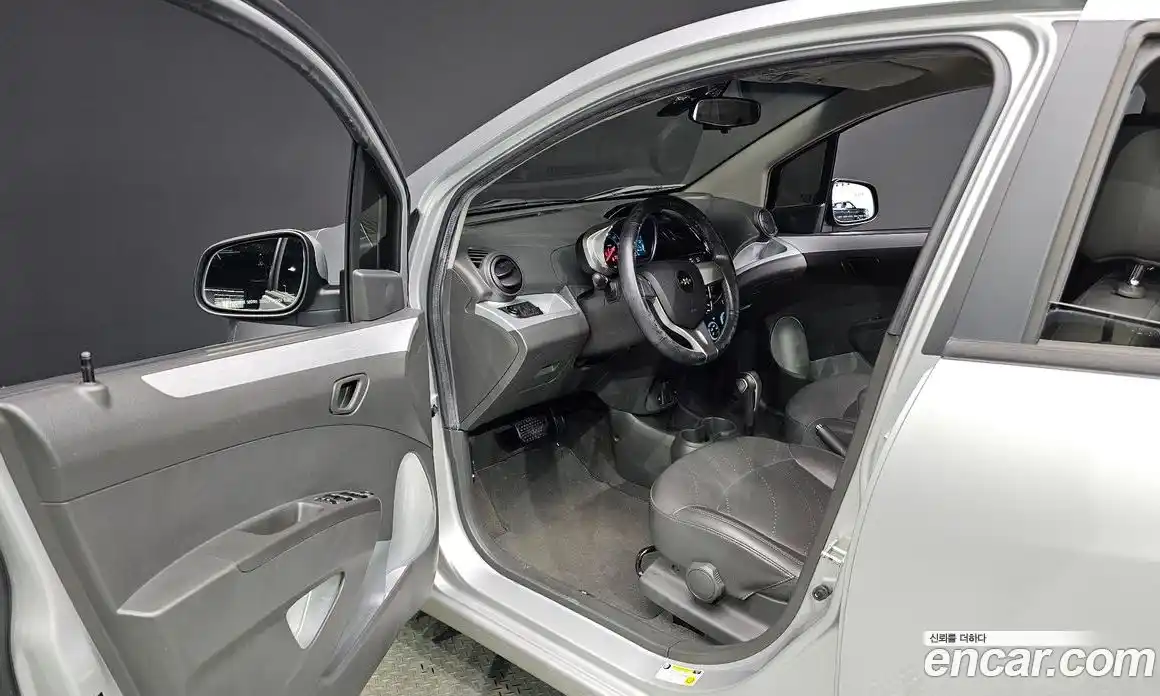 Chevrolet Spark 2015 1.0 Автомат в Москве № 63176, фото 10