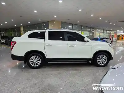 SsangYong Rexton 2018 2.2 Автомат в Москве № 70297, миниатюра 5