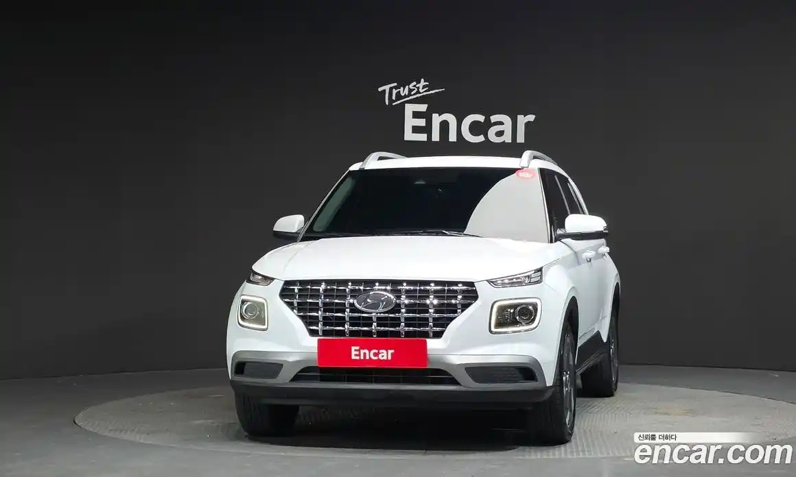 Hyundai Venue 2022 1.6 Автомат в Москве № 94253, фото 3