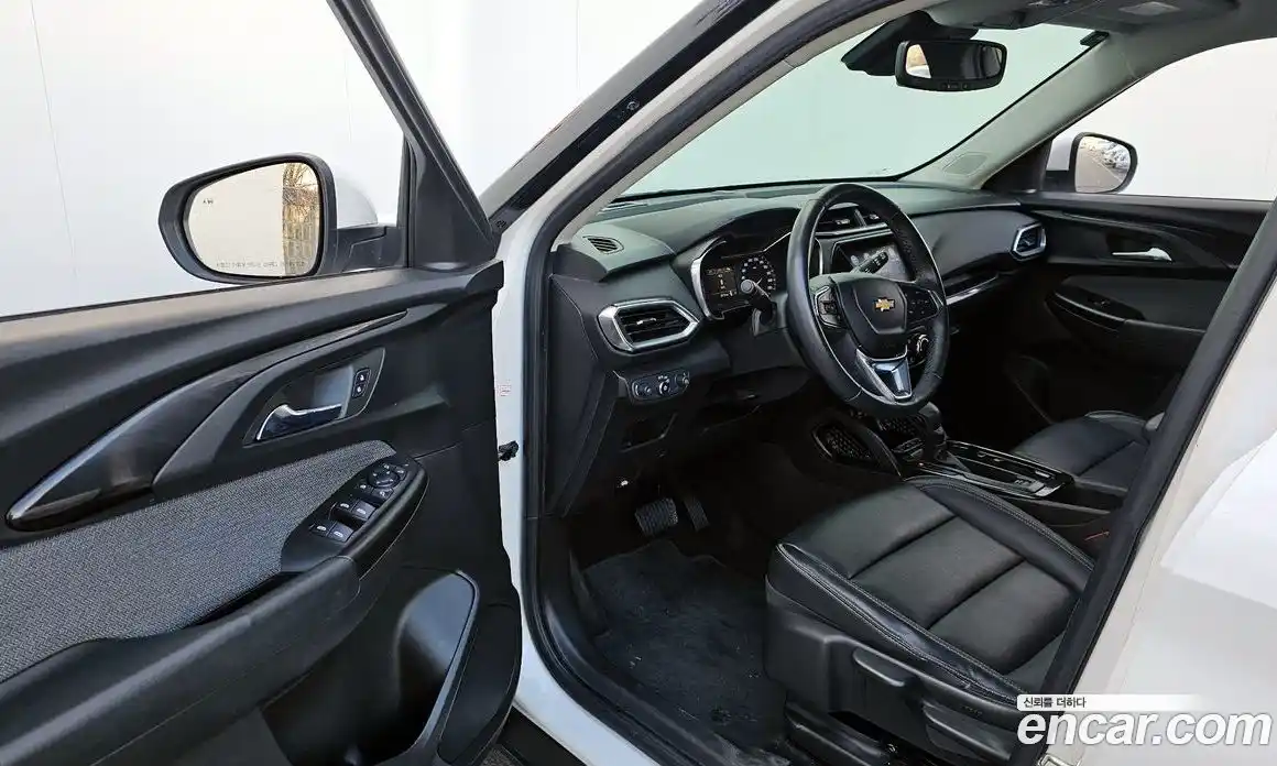 Chevrolet TrailBlazer 2022 1.3 Автомат в Москве № 97637, фото 9