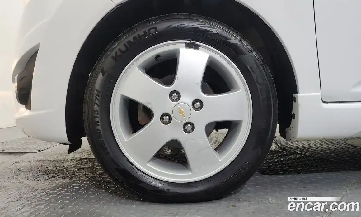 Chevrolet Spark 2012 1.0 Автомат в Москве № 100215, фото 11