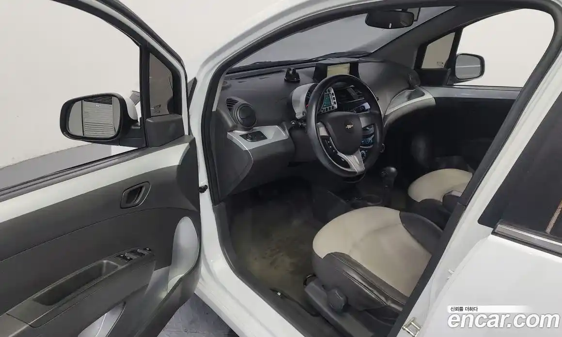 Chevrolet Spark 2012 1.0 Автомат в Москве № 100215, фото 19