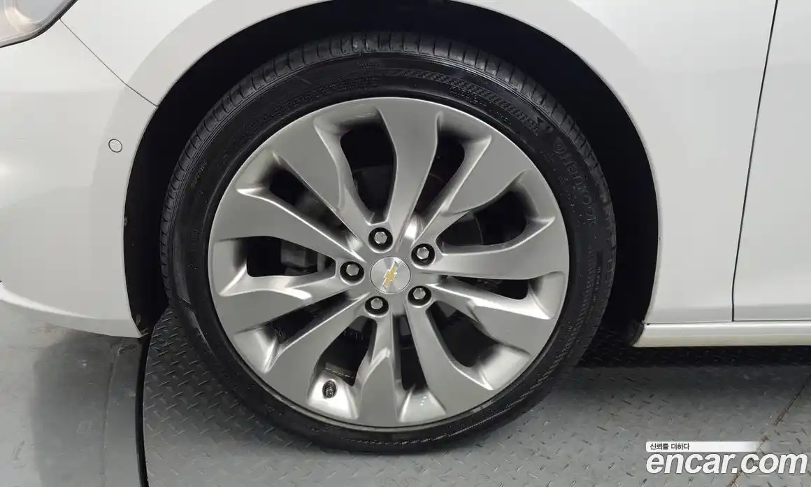 Chevrolet Malibu 2017 2.0 Автомат в Москве № 103586, фото 4