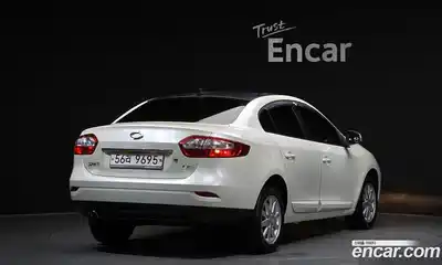 Renault SM3 2010 1.6 Автомат в Москве № 106741, миниатюра 12