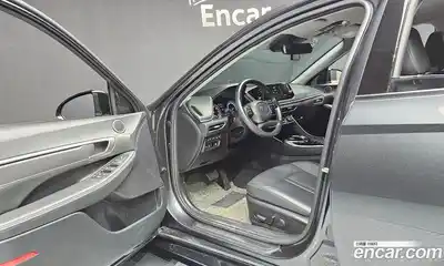 Hyundai Sonata 2022 2.0 Автомат в Москве № 109281, миниатюра 4