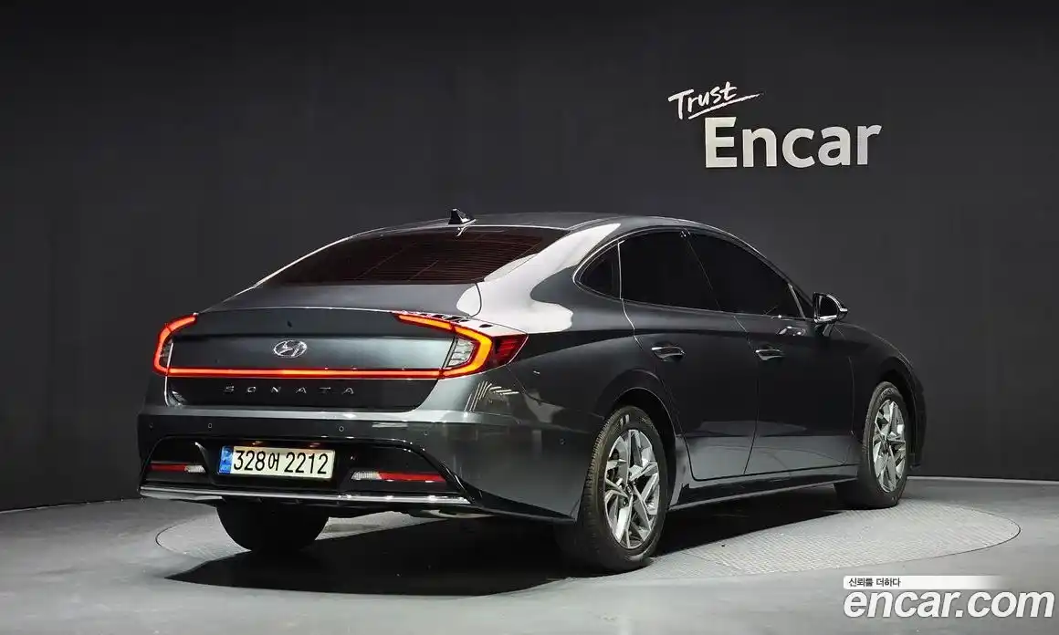 Hyundai Sonata 2022 2.0 Автомат в Москве № 109281, фото 8