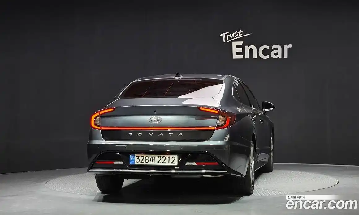 Hyundai Sonata 2022 2.0 Автомат в Москве № 109281, фото 9