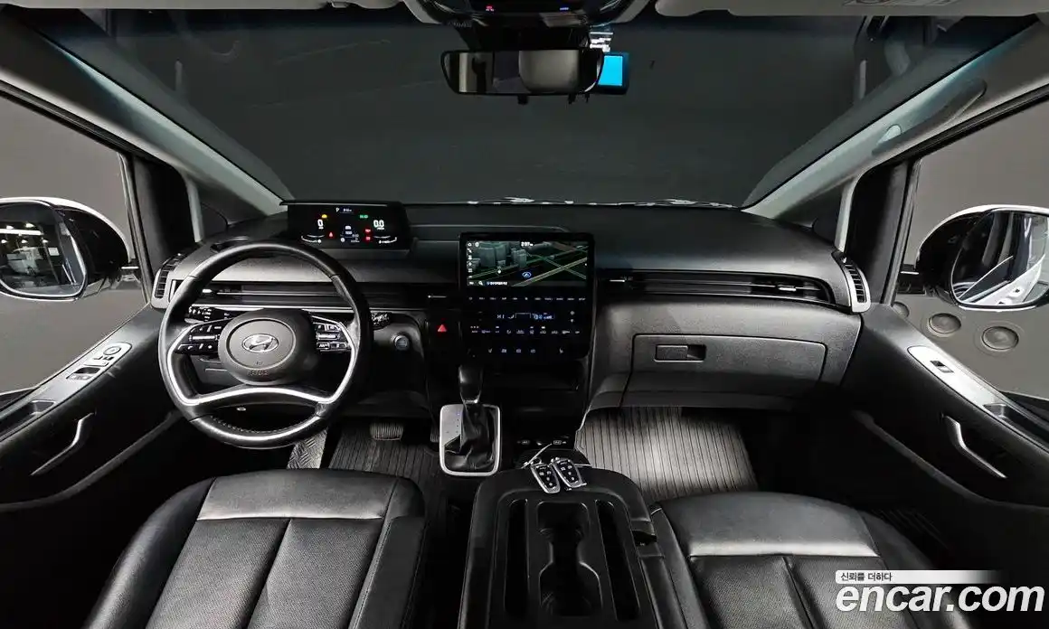 Hyundai Staria 2023 2.2 Автомат в Москве № 111253, фото 7