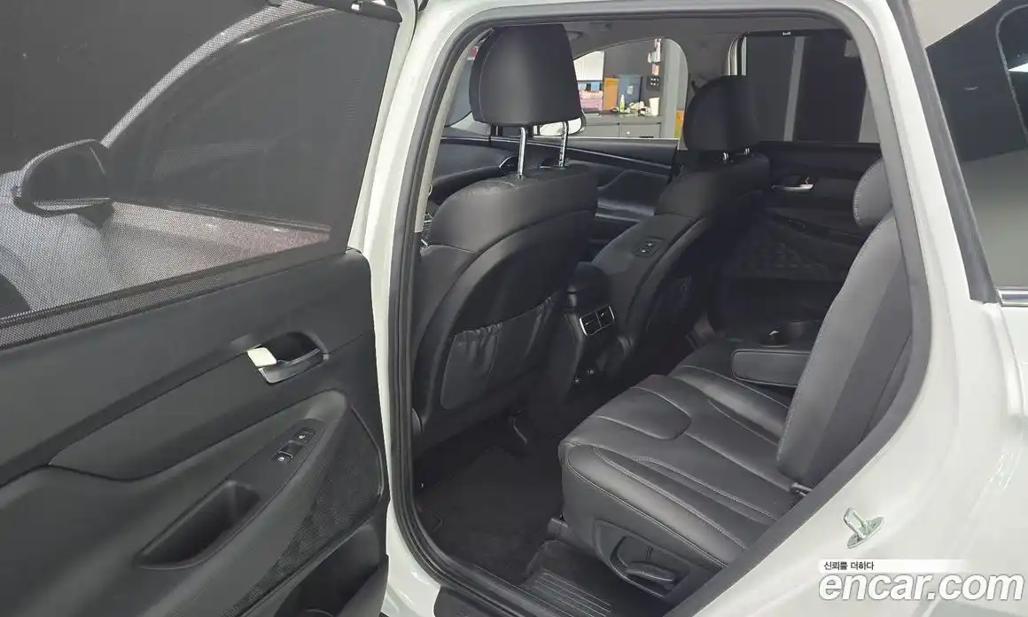 Hyundai Santa Fe 2021 2.2 Автомат в Москве № 111547, фото 12