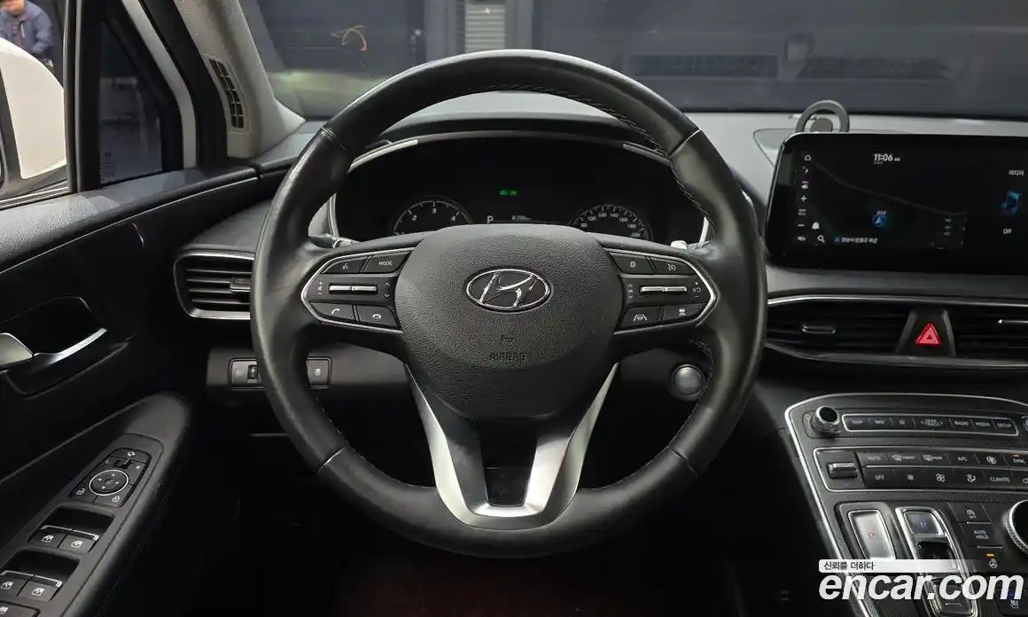 Hyundai Santa Fe 2021 2.2 Автомат в Москве № 111547, фото 3