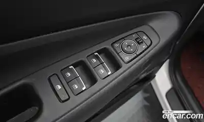 Hyundai Santa Fe 2021 2.2 Автомат в Москве № 111547, миниатюра 5