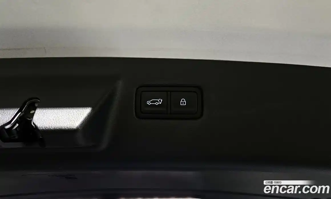 Hyundai Santa Fe 2024 1.6 Автомат в Москве № 113079, фото 19