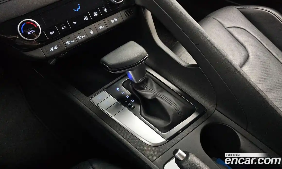 Hyundai Avante 2023 1.6 Автомат в Москве № 119647, фото 4