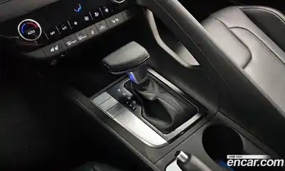 Hyundai Avante 2023 1.6 Автомат в Москве № 119647, миниатюра 4